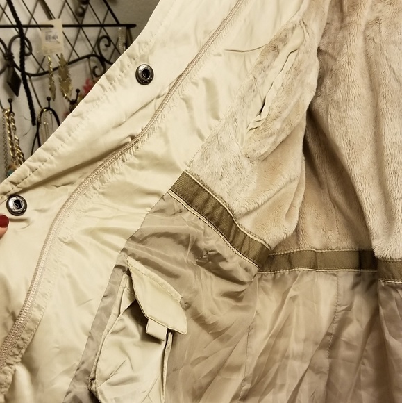 Coat - Picture 3 of 3